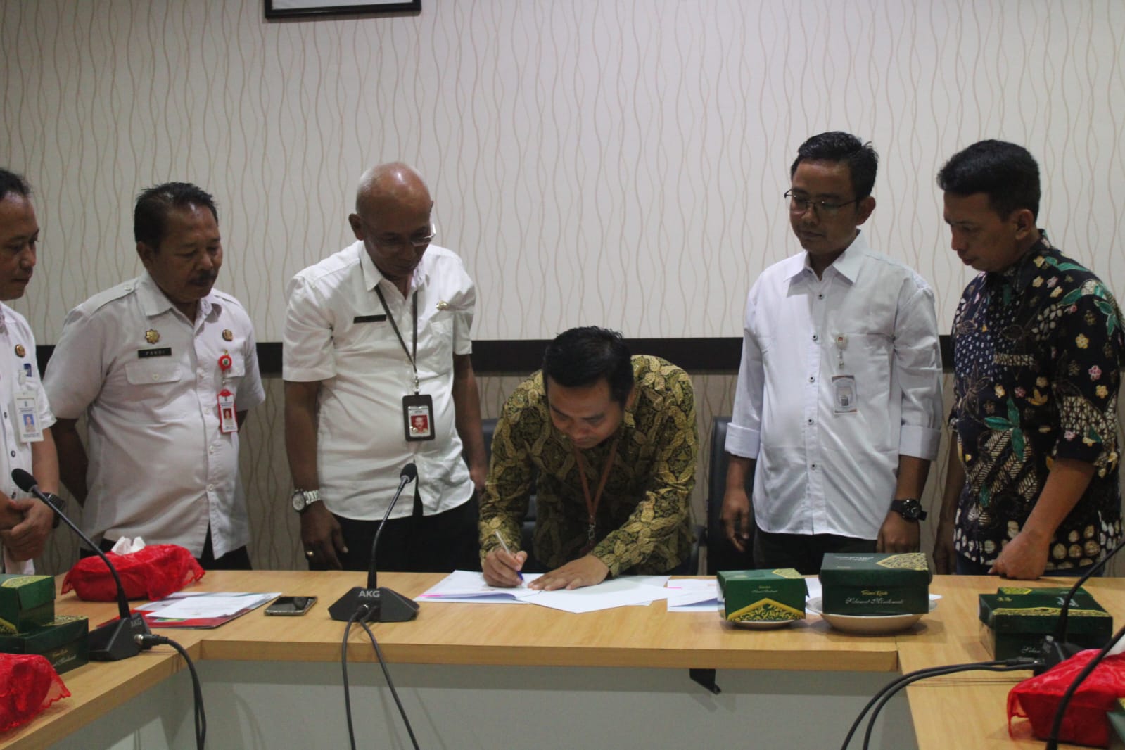 Tandatangani NPHD Rp 7,6 Milyar, Bawaslu Purbalingga Sampaikan Apresiasi