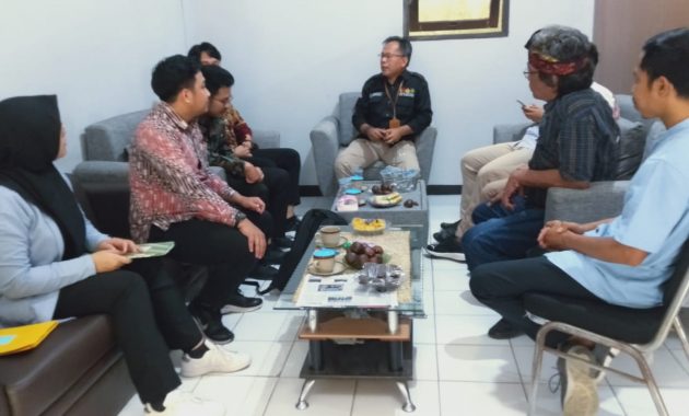 Bawaslu Purbalingga Sambut Kunjungan Puslitbangdiklat Bawaslu RI untuk Kaji Proses Pemilu 2024 dan Edukasi Pemilih Muda