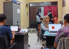 Panwaslu Kecamatan Bojongsari Awasi DPTb Hingga Batas Akhir Penginputan Sidalih