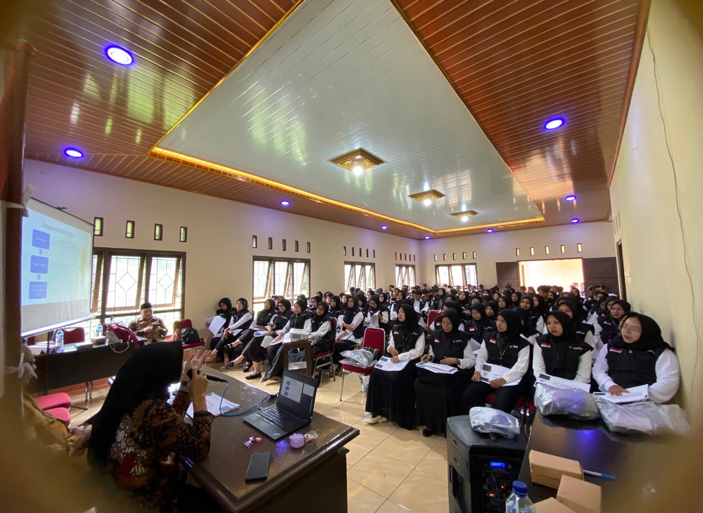 Resmi Dilantik, 135 PTPS Karangreja Diminta Kuasai Ketentuan Pemilu