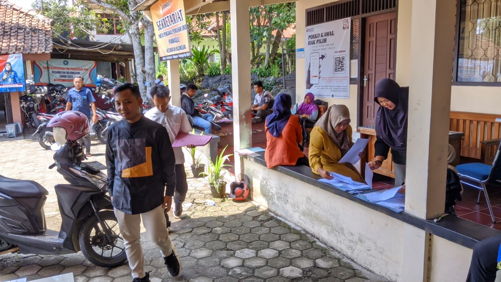 Penerimaan PTPS, Panwaslucam Bojongsari Pastikan Calon Pendaftar Telah Lolos Cek Sipol