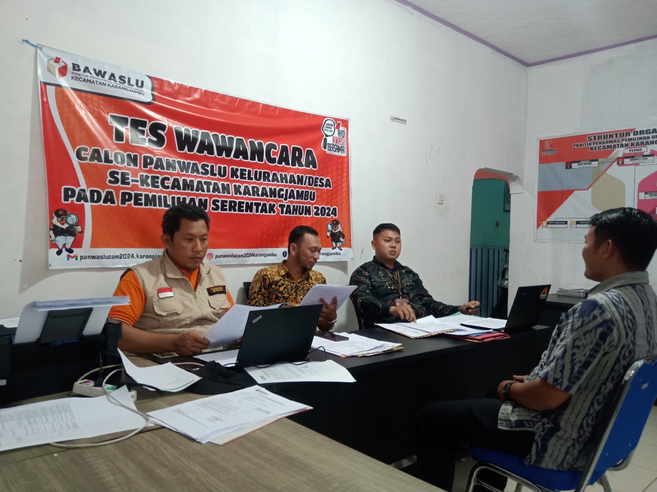 Panwaslucam Karangjambu Gelar Tes Wawancara Calon Anggota Panwaslu Kelurahan/Desa
