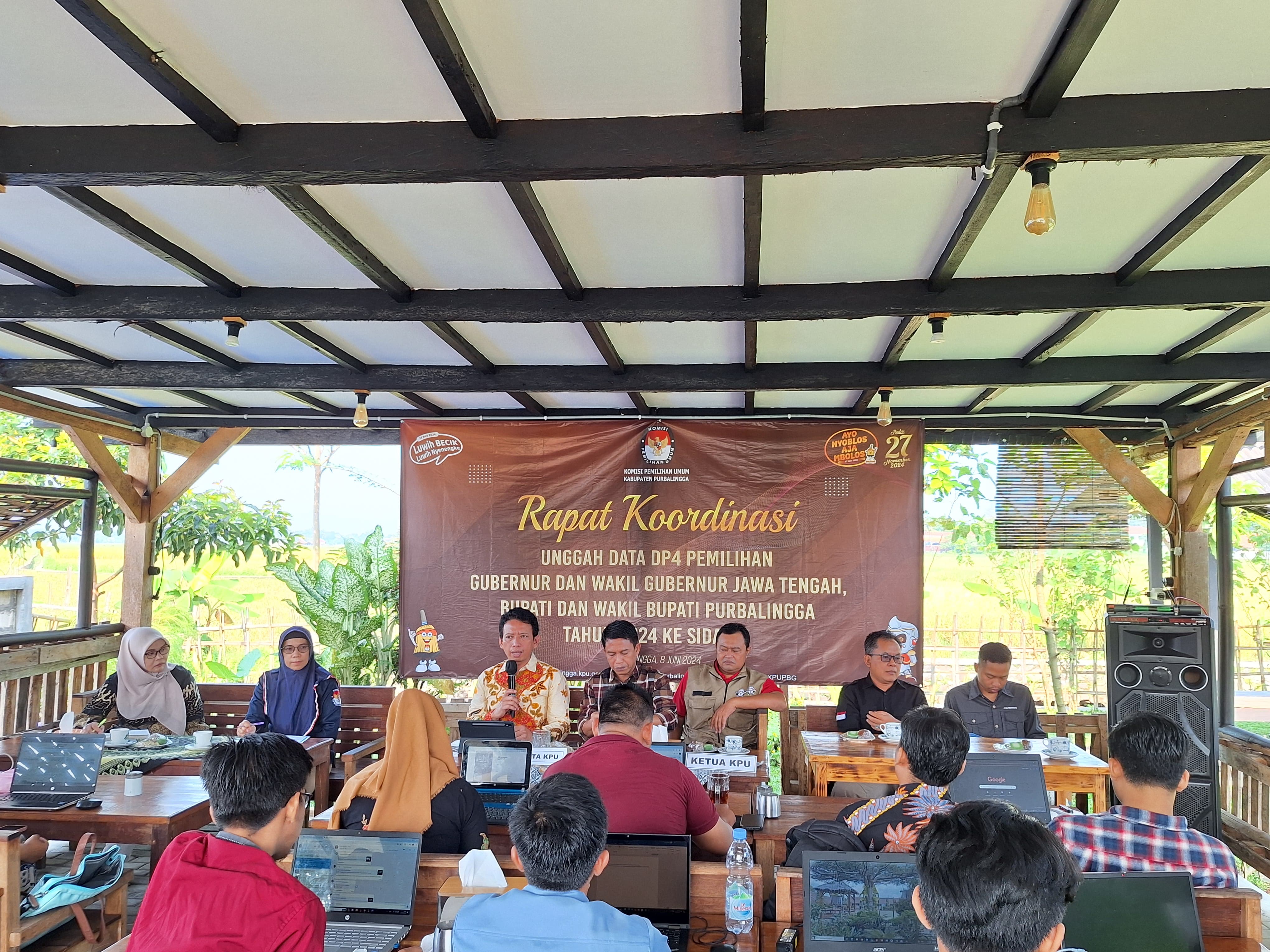 Hadiri Koordinasi Pengunggahan DP4 Ke Sidalih, Bawaslu Purbalingga Tekankan Kerahasiaan Data Masyarakat