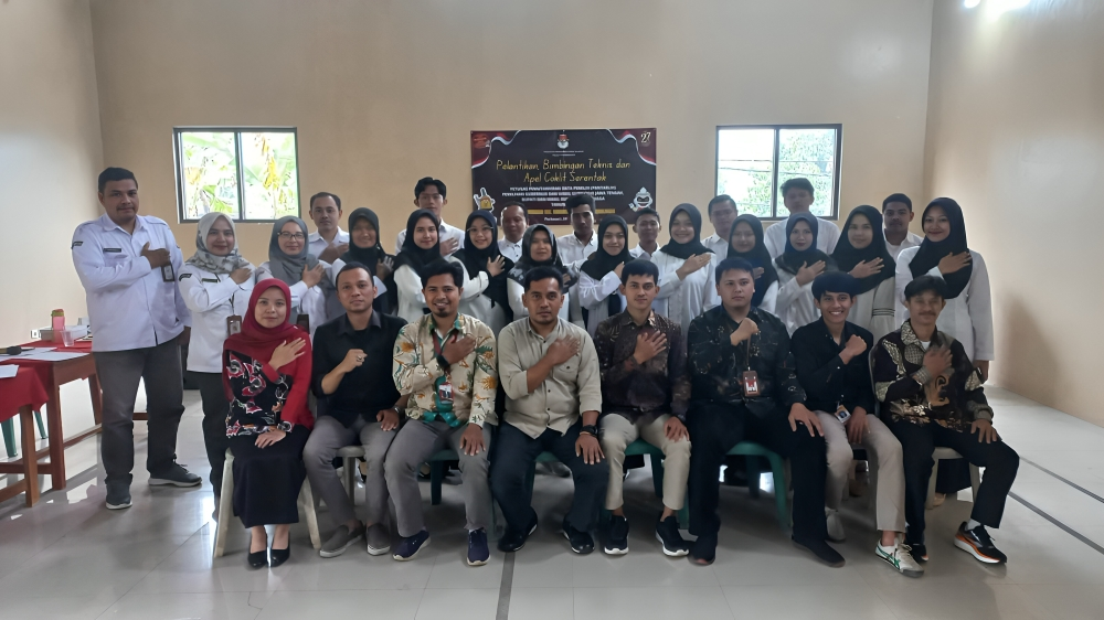 Pastikan Pengambilan Sumpah Janji Pantarlih Berjalan Dengan Baik, Panwalsu Kecamatan Karangjambu Lakukan Monitong