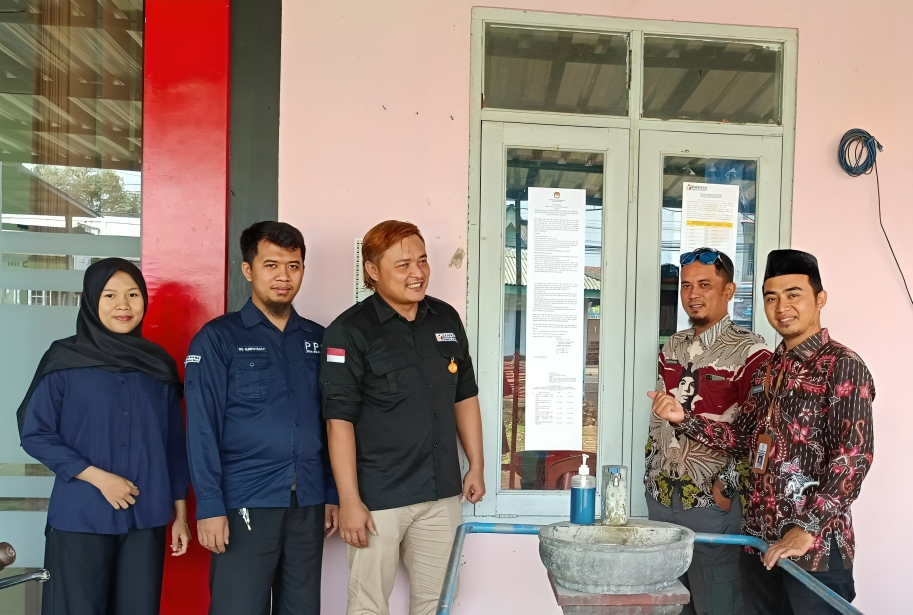 Pengumuman Pendaftaran Pantarlih Mulai Dipasang, PKD Se Kecamatan Bojongsari Laksanakan Pengawasan