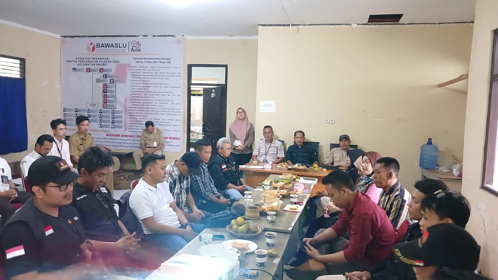 Gelar Rapat Koordinasi Pemutakhiran Data Pemilih, Panwaslucam Mrebet Pastikan Data Akurat