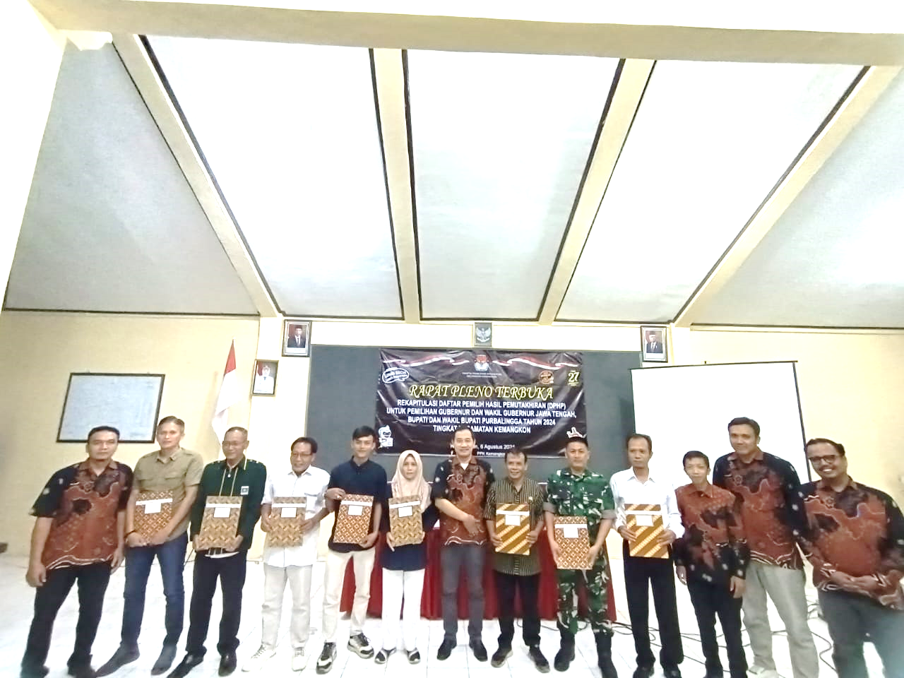 Panwaslu Kemangkon Awasi Rapat Pleno DPHP, Pastikan Keakuratan Data Pemilih