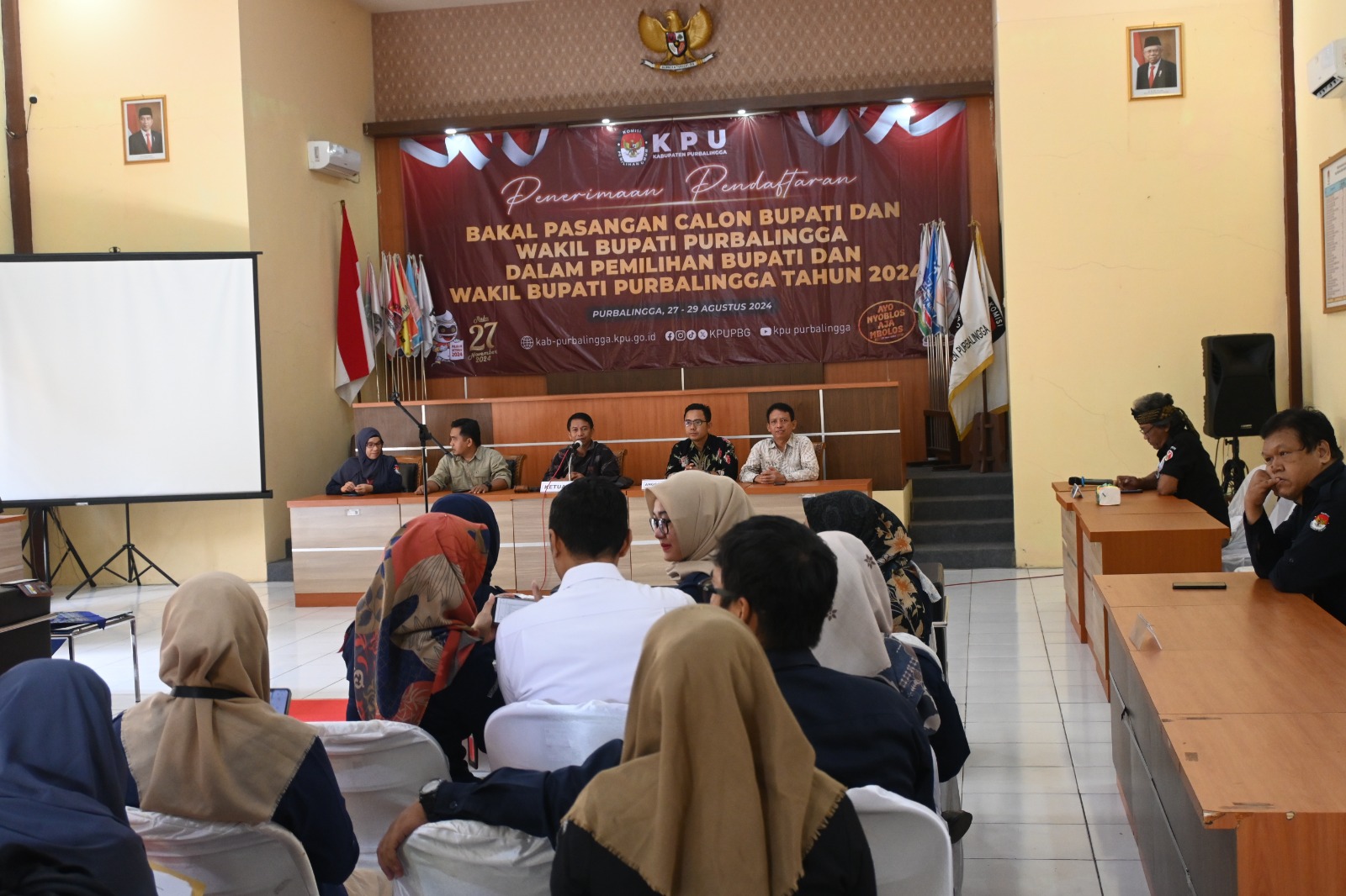 Bawaslu Purbalingga Pastikan KPU Kabupaten Purbalingga Patuhi Regulasi dalam Penerimaan Pendaftaran Bakal Pasangan Calon Bupati dan Wakil Bupati Purbalingga Tahun 2024