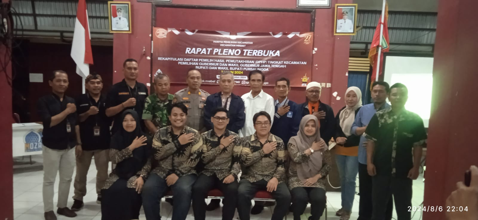 Panwaslucam Mrebet Awasi Melekat Rapat Pleno Terbuka Rekapitulasi DPHP