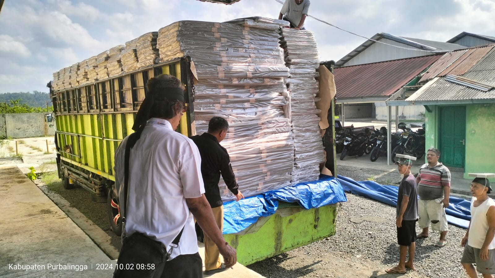 Terima Bilik Suara Pemilihan 2024, Bawaslu Purbalingga Awasi Ketat KPU