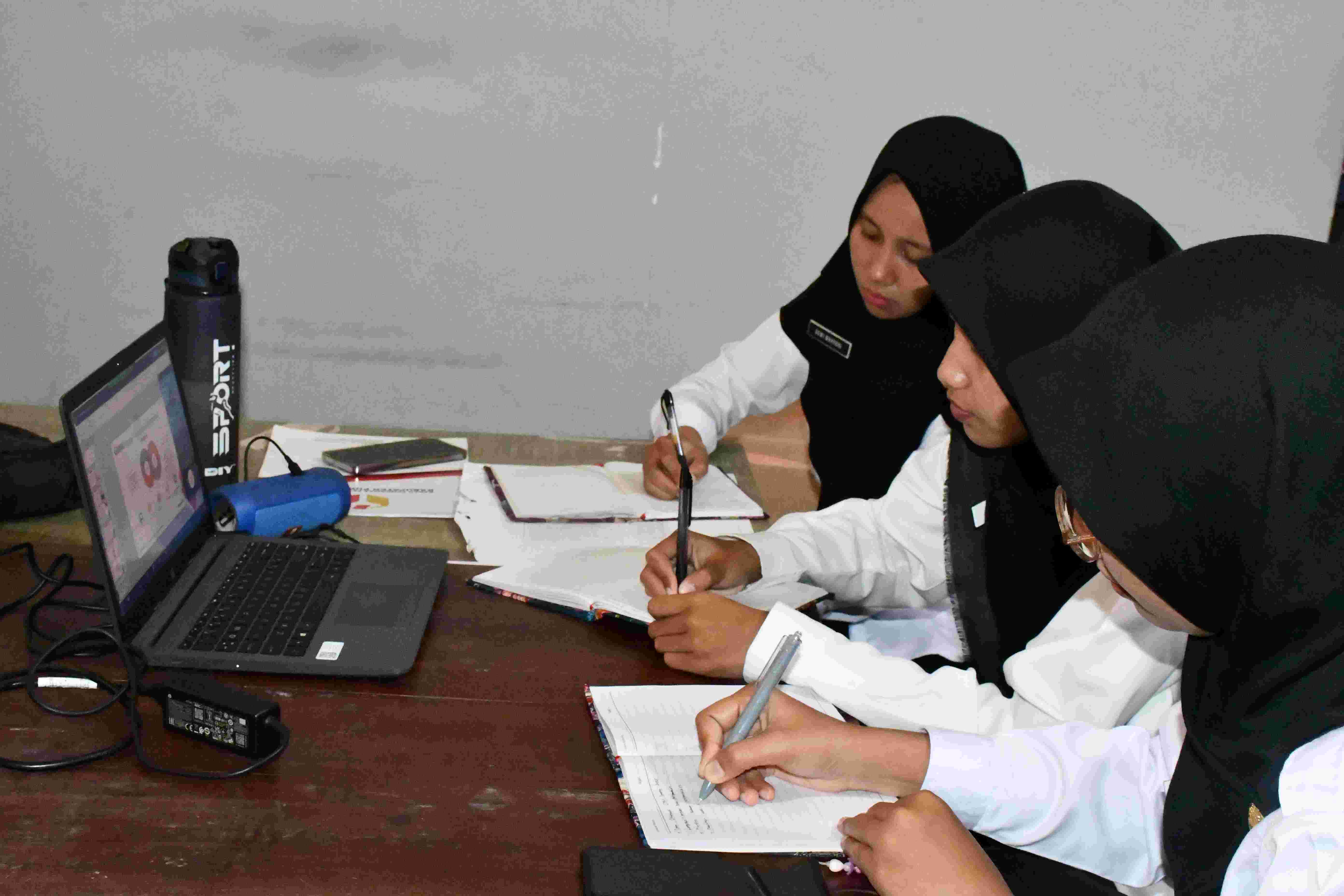 CPNS Bawaslu Purbalingga Ikuti Orientasi Penggunaan Form A dalam Pengawasan Pemilu