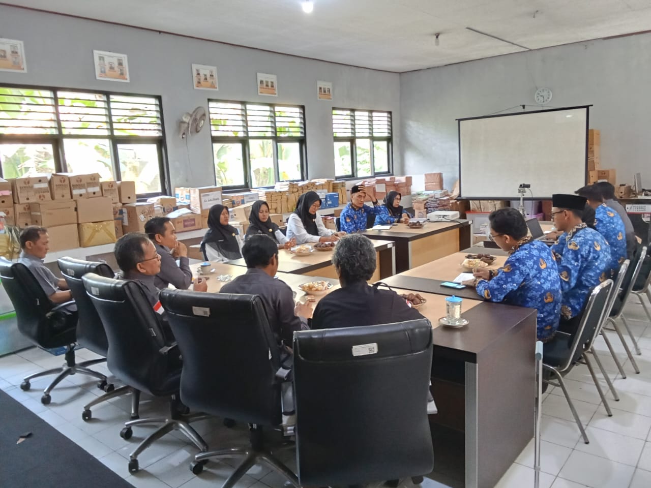 Bawaslu Kabupaten Purbalingga Optimalkan Publikasi Media Sosial Melalui Rapat Rutin Mingguan