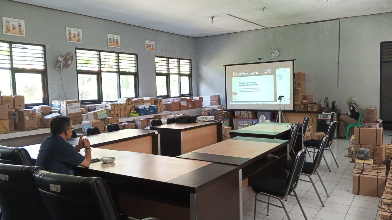 Bawaslu Kabupaten Purbalingga Ikuti Diskusi "Selasa Menyapa" Bersama Bawaslu Provinsi Jawa Tengah