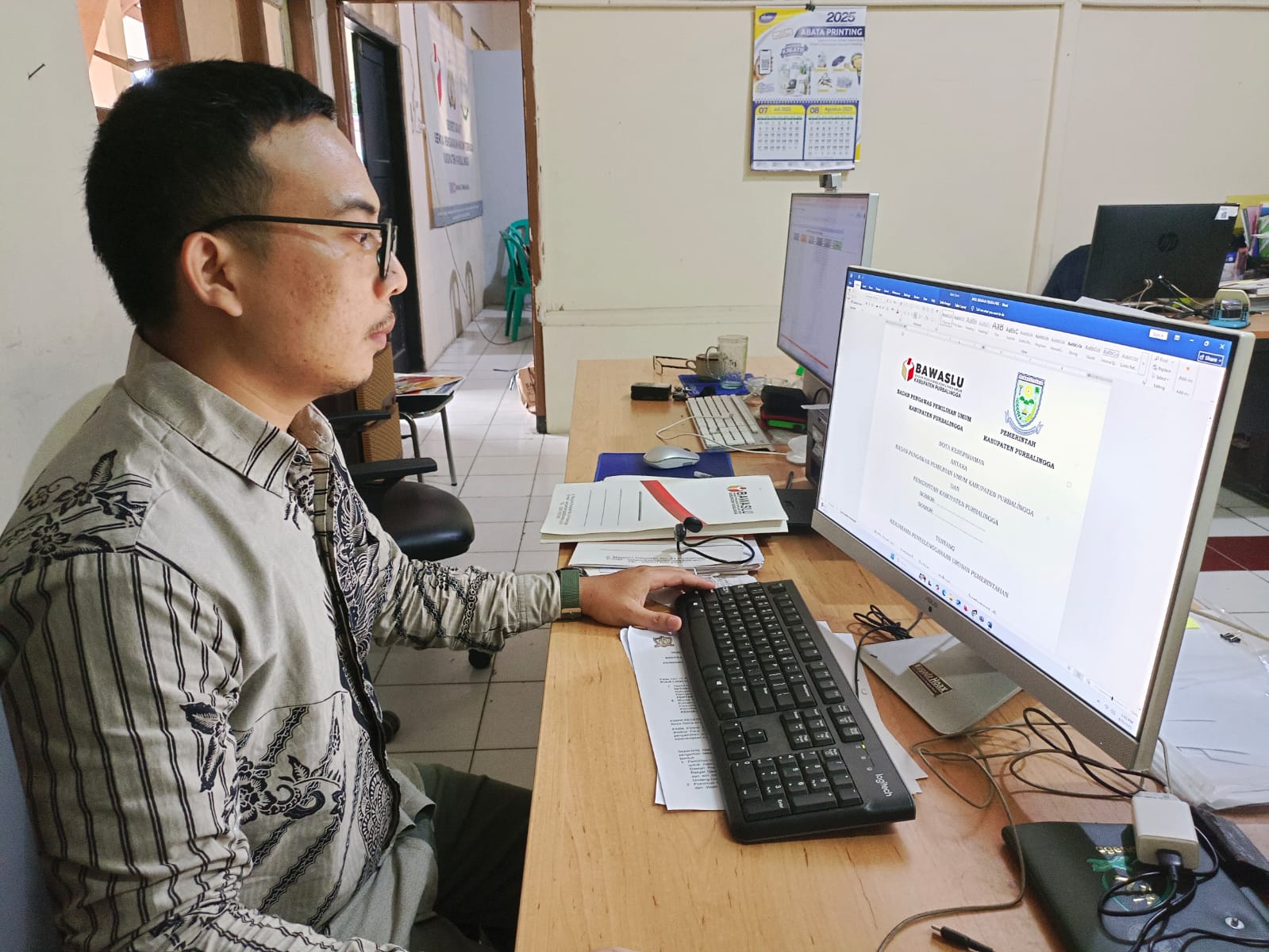 Bawaslu Purbalingga Revisi Draf MoU dengan Pemda untuk Perkuat Pengawasan Demokrasi 