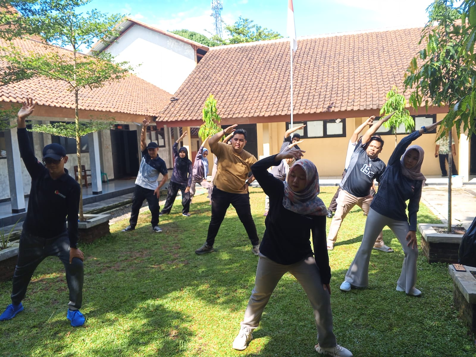 Tingkatkan Imunitas Pegawai, Bawaslu Purbalingga Rutinkan Agenda Jumat Sehati