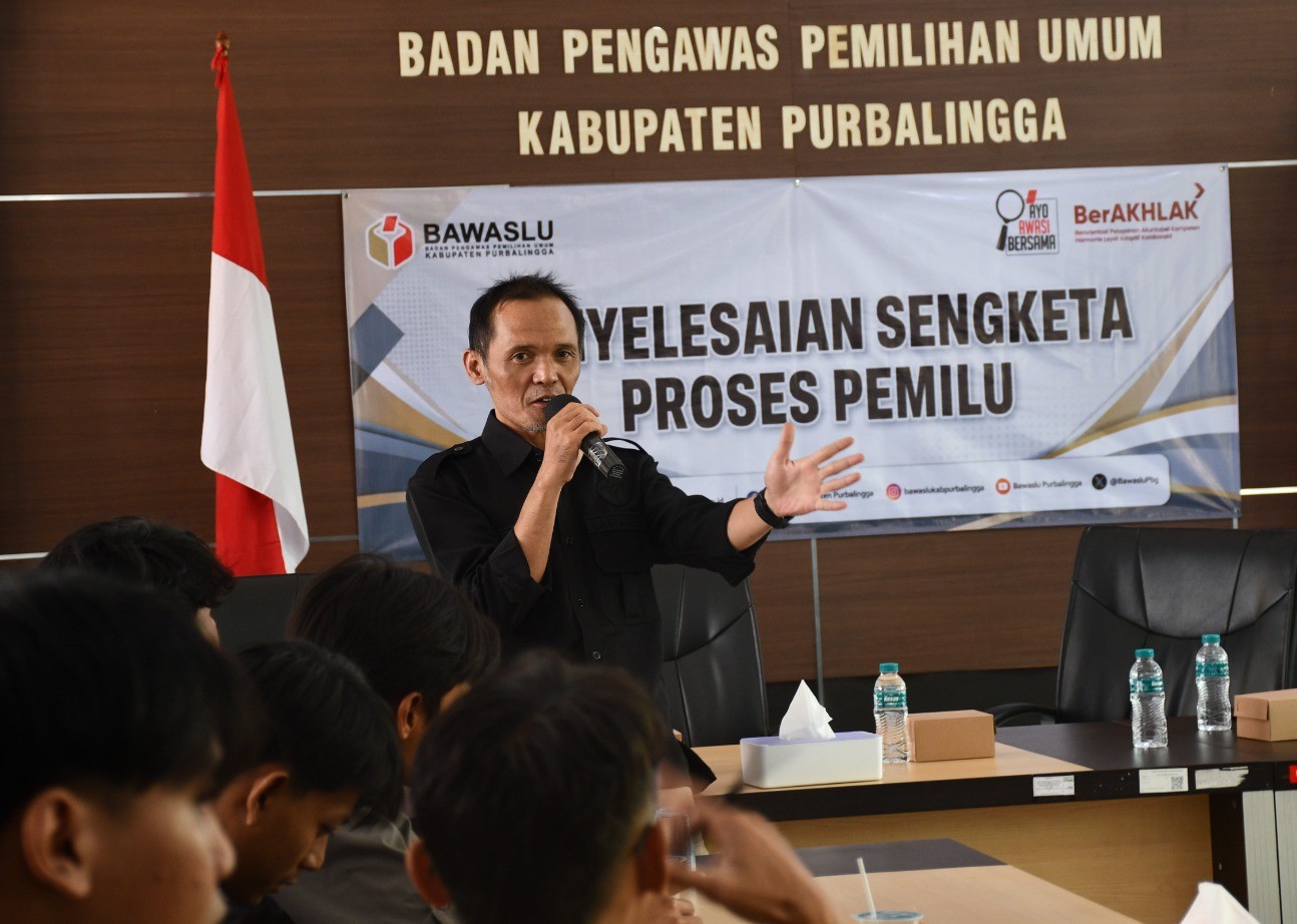 Kupas Tuntas Mekanisme Hukum Pemilu, Puluhan Mahasiswa UIN Saizu dan Unperba Antusias Ikuti "Kelas Sengketa" Bawaslu Purbalingga
