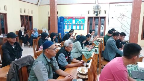 peserta rakor evaluasi pengawasan coklit