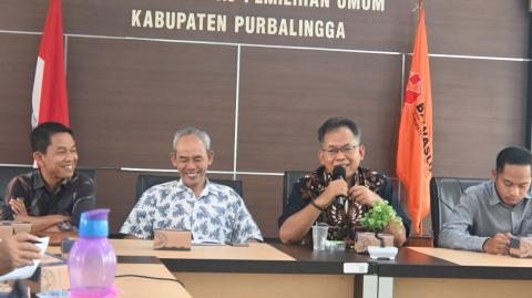 Bawaslu Purbalingga Gelar Rakor Pengawasan PDPB Triwulan IV, Soroti Fenomena Data Kependudukan Bermasalah