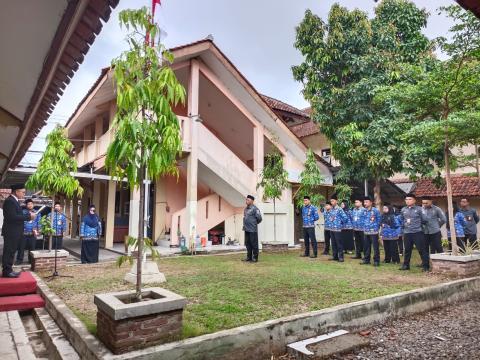 Bawaslu Purbalingga Laksanakan Upacara Sumpah Pemuda ke-98: Kobarkan Semangat Patriotik dan Empati untuk Indonesia