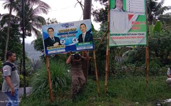 Sebelum Masa Kampanye, Panwaslucam Karangmoncol dan Satpol PP Tertibkan 2 kali APS Melanggar