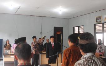 26 Hari Jelang Pemungutan, Bawaslu Purbalingga Lantik PAW Anggota Panwaslu Kecamatan Kemangkon