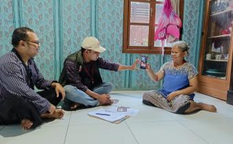 Warga Jadi TKW, Panwalucam Kutasari Awasi Pantarlih Coklit Data Pemilih Secara Daring