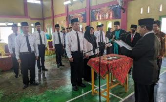 Panwaslucam Bukateja Lantik 14 Panwaslu Desa Pilkada 2024