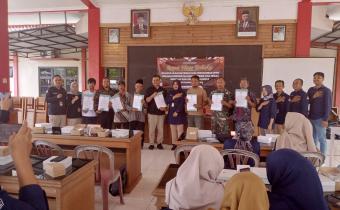 Awasi Pleno DPHP, Panwaslu Kecamatan Rembang Pastikan Imbauan Telah Ditindaklanjuti