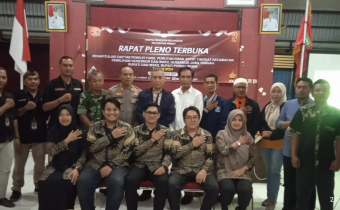 Panwaslucam Mrebet Awasi Melekat Rapat Pleno Terbuka Rekapitulasi DPHP
