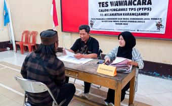 Calon Pengawas TPS Wilayah Karangjambu, Ikuti Tes Wawancara