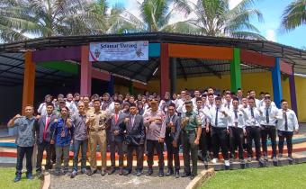 Panwaslu Karanganyar Lantik 64 Pengawas TPS untuk Wujudkan Pemilihan yang Bermartabat dan Berkualitas