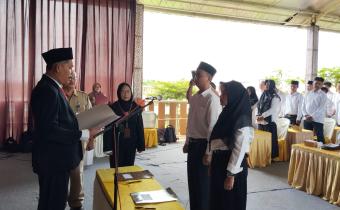 60 Pengawas TPS Se-Kecamatan Kertanegara Dilantik, Panwaslucam Ingatkan Pentingnya Koordinasi dan Pemahaman Regulasi