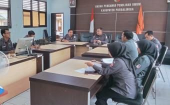 Bawaslu Purbalingga Gelar Rapat Evaluasi Mingguan, Siapkan Digitalisasi Dokumen Pengawasan