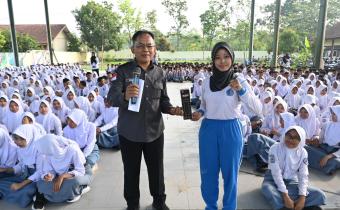 Bawaslu Purbalingga Ajak 850 Siswa SMA N 1 Padamara Jadi Pengawas Partisipatif