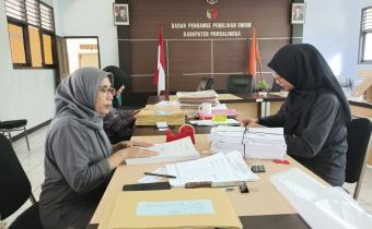 Tertibkan Dokumen, Bawaslu Purbalingga Mulai Lakukan Pengarsipan Hasil Pengawasan Pemilihan 2024