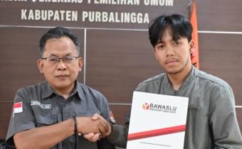 Bawaslu Purbalingga Teken MoU dan PKS dengan Forum Mata Demokrasi