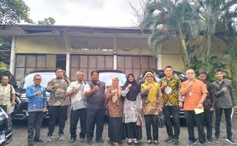 Bawaslu Purbalingga Terima Kendaraan Operasional dalam Konsolidasi Bawaslu se-Jawa Tengah