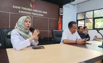 Perkuat Akuntabilitas, Bawaslu Purbalingga Gelar Kajian Hukum Laporan Pertanggungjawaban Keuangan