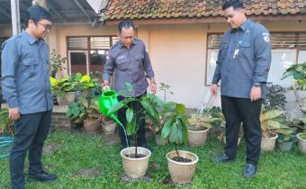 Rawat Pohon Integritas, Bawaslu Purbalingga Perkuat Budaya Kerja Berintegritas
