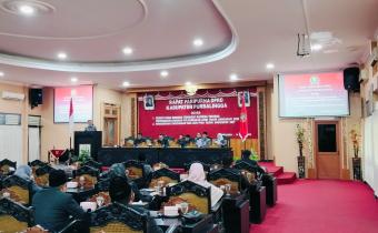 Pantau Rapat Paripurna DPRD, Bawaslu Purbalingga Pastikan Netralitas Anggaran Menuju Tahun Politik