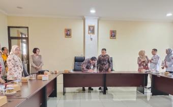 Sinergi Perkuat Demokrasi, Bawaslu Purbalingga Jalin Kerja Sama Strategis dengan UNPERBA